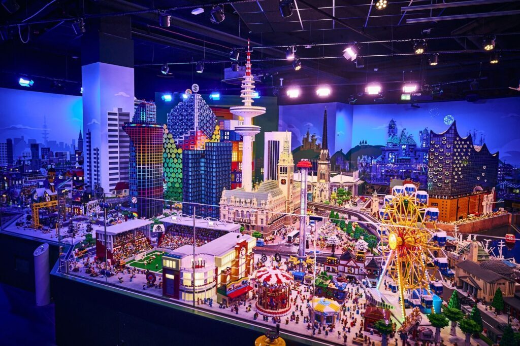 Baustein-Boom in der Hafencity Hamburg - Das LEGO Discovery Centre öffnet die Tore 8 LEGO DC HH MINIWORLD 07 min
