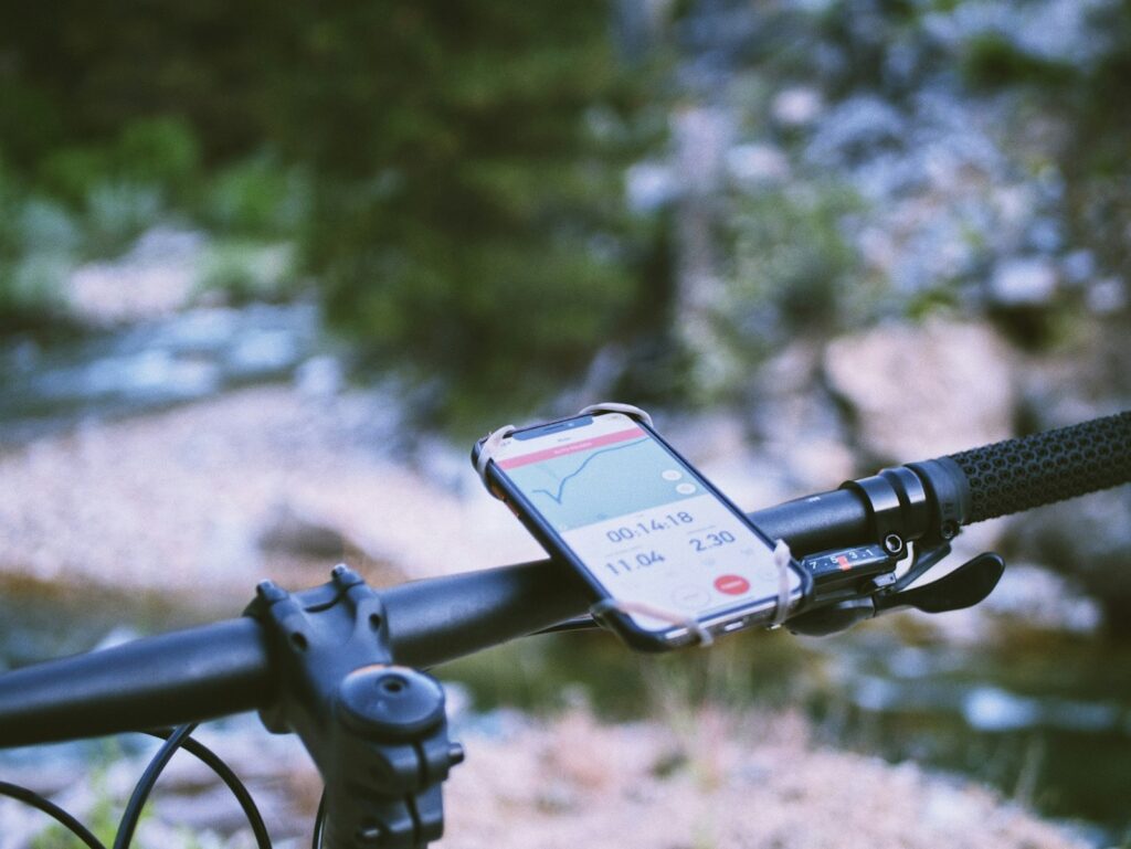 Digital Detox? Nicht mit Kindern! So bleibst du im Familienurlaub clever online 9 jay miller DBurdz7Dm8Q unsplash