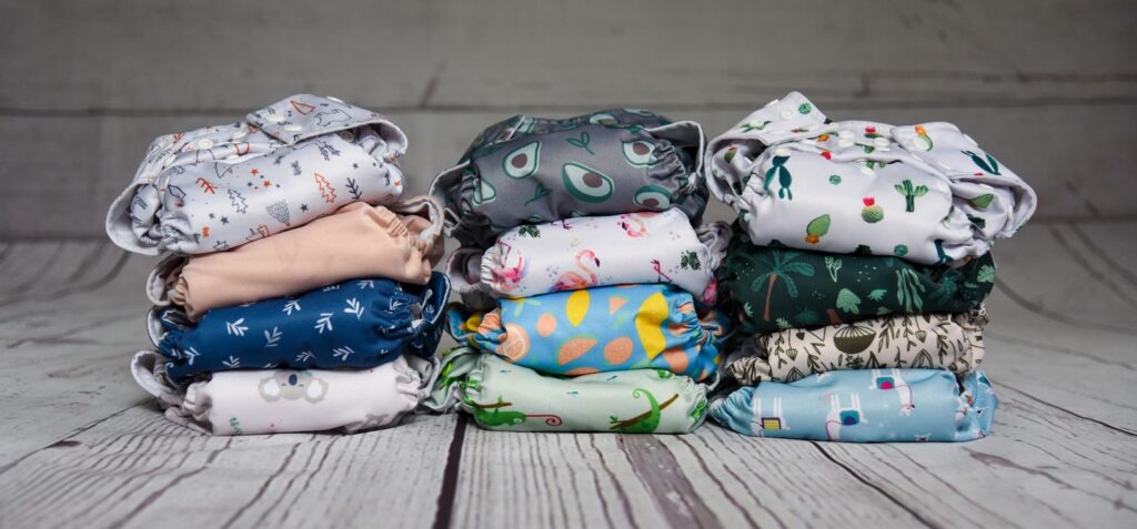 10 Millionen Windeln am Tag: Deutschlands größtes Müllproblem beginnt am Wickeltisch 7 kat van der linden YQOFxIYvdwQ unsplash