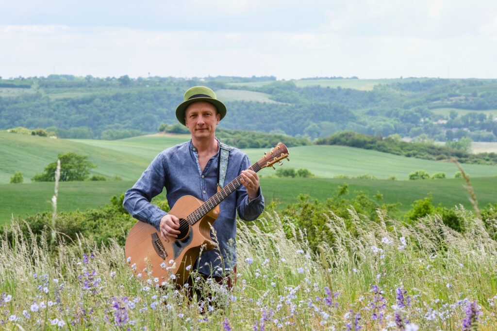 Kinderlieder mit Köpfchen – Toni Geiling bringt den „Gedankengarten“ zum Blühen 6