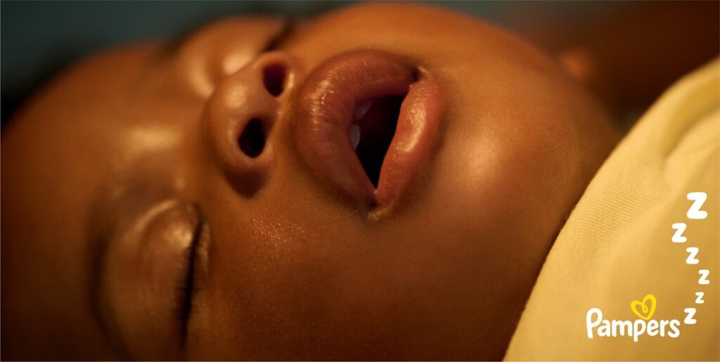 Pampers Closeup with Logo2