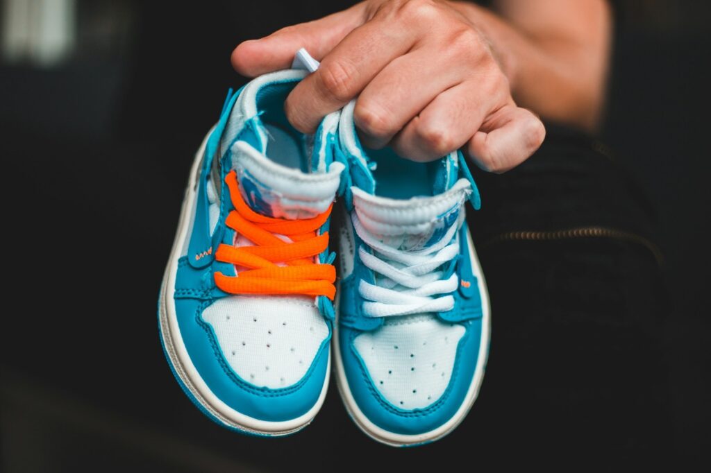erik mclean 0IUKMy6dIxk unsplash