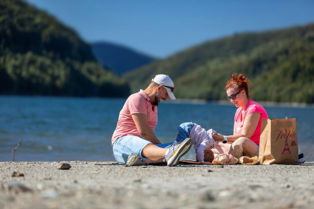 Schulpflicht, Reiseapotheke, Versicherung - Der Sommerurlaubs-Check für Familien 6 gruescu ovidiu XcSo prVro8 unsplash 1