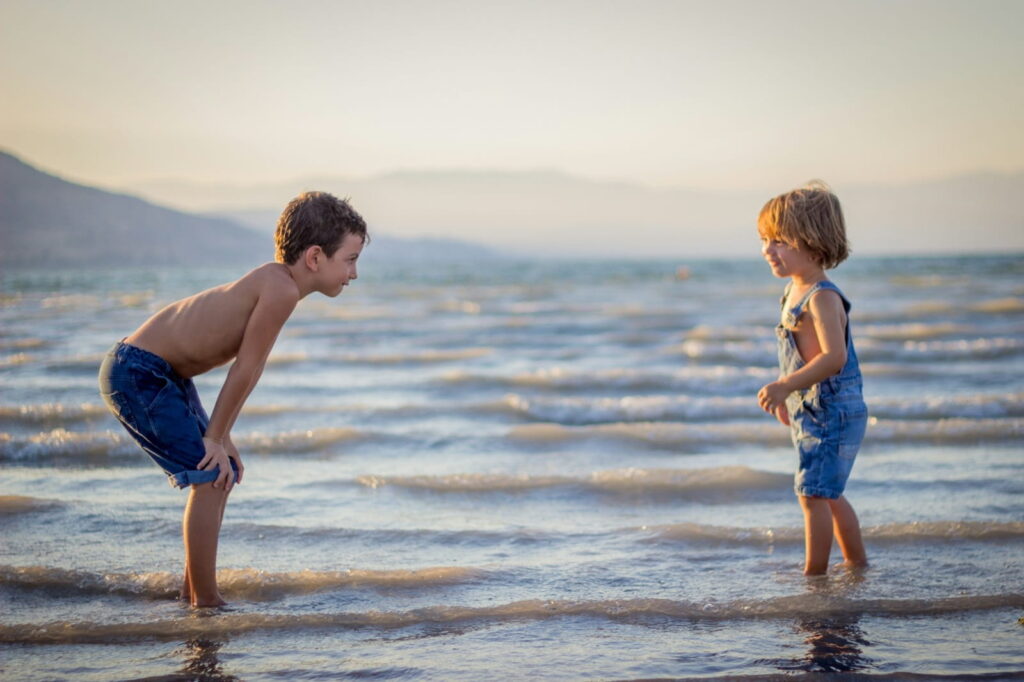 Schulpflicht, Reiseapotheke, Versicherung - Der Sommerurlaubs-Check für Familien 7 limor zellermayer Z0 d54l nyw unsplash 1