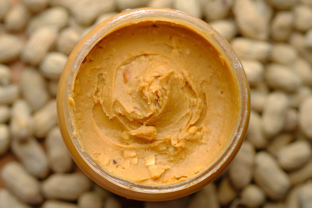 Aus Erdnussbutter lässt sich leckeres Eis kreieren.