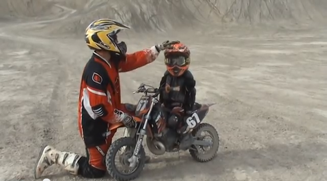 Carter auf seiner KTM 50 43 Bildschirmfoto 2014 01 28 um 13.22.181