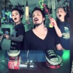 Vater, Tochter und Sohn performen Depeche Mode 3 DMK everything counts e1677235749758