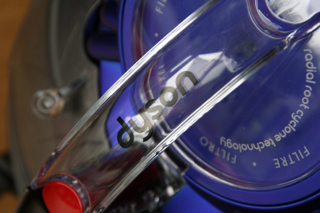Who´s got big balls? Der Zyklon-Staubsauger Dyson Big Ball im Test 6 Zyklon-Staubsauger Dyson Big Ball im Test