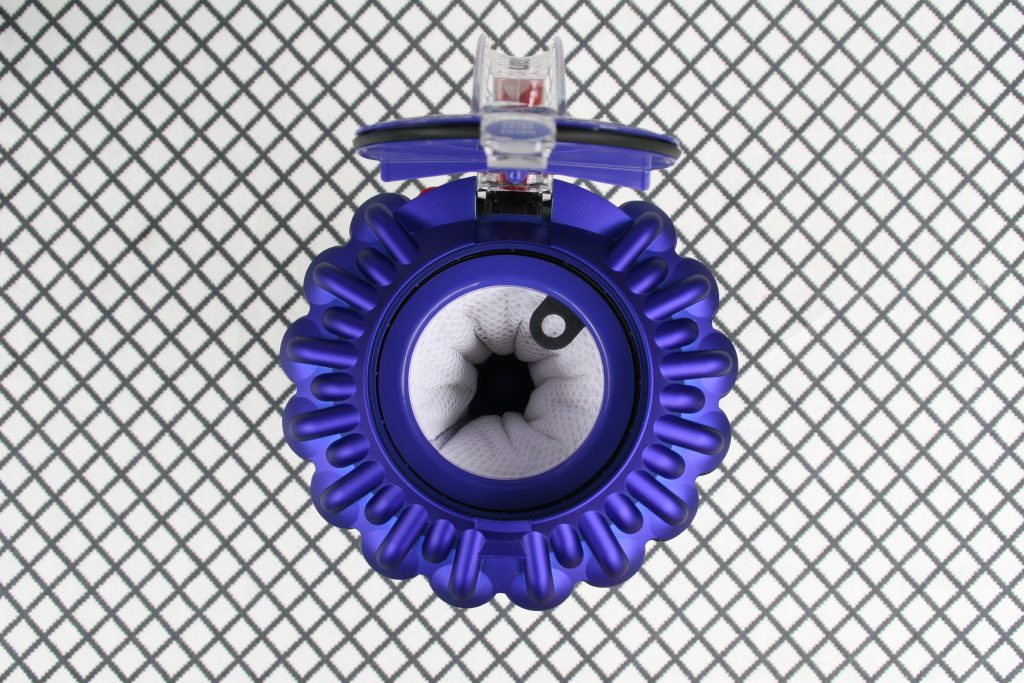 Who´s got big balls? Der Zyklon-Staubsauger Dyson Big Ball im Test 13 Dyson big ball satubsauger 4