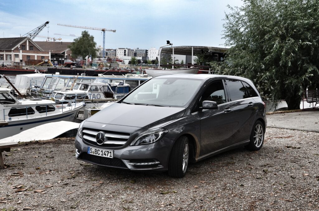 Baby an Bord: Mercedes-Modelle im Familien-Check 4 Mercedes-Benz B 250 Sports Tourer (2013)