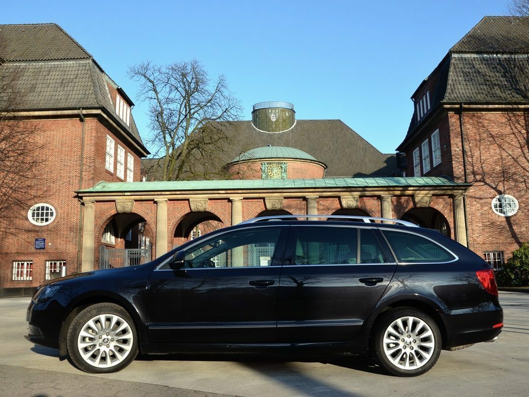 Škoda Superb Combi (2014)