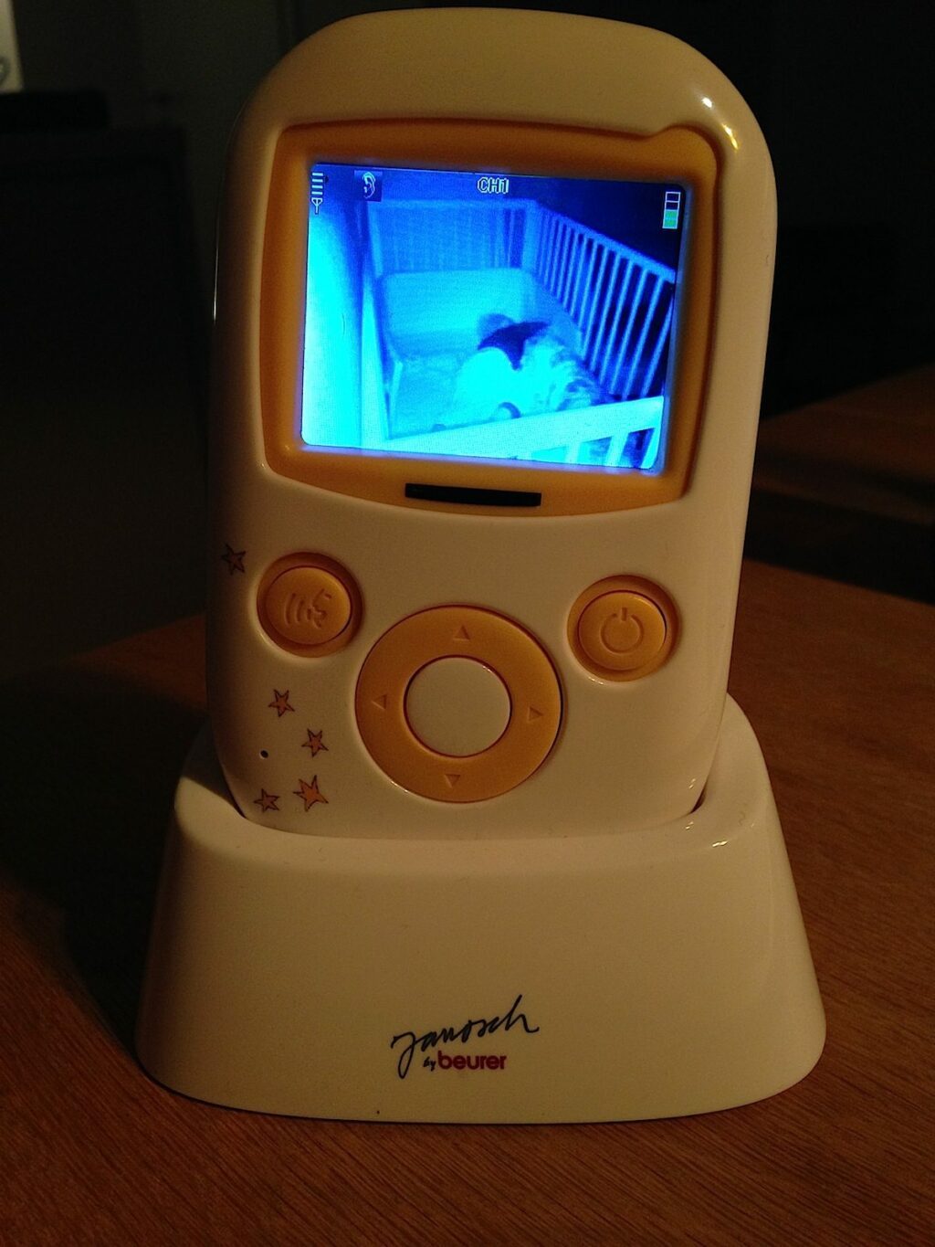 Video-Babyphone: Ja oder Nein? 6 Video-Babyphone JBY 103 von Beurer