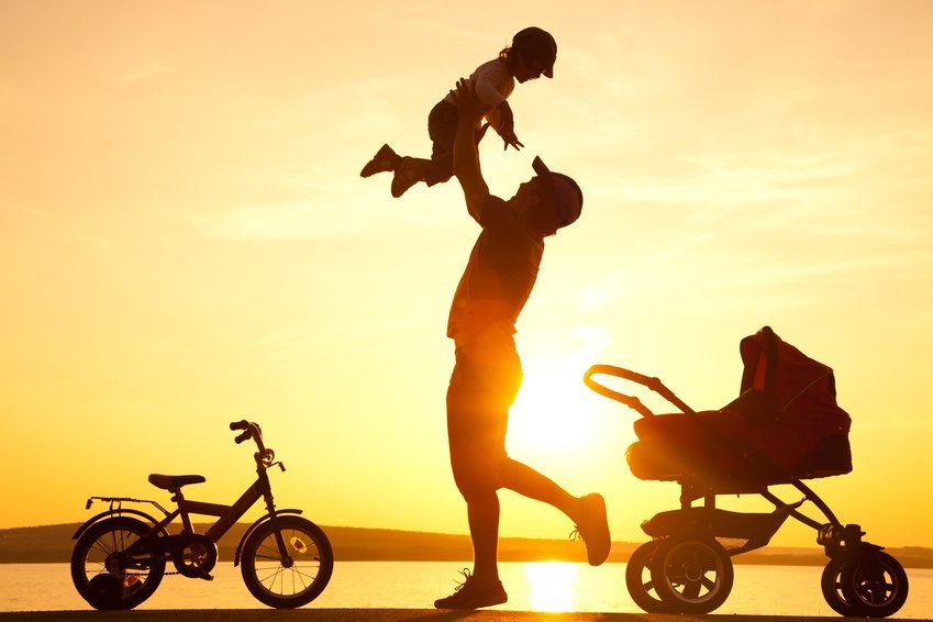 Väter: Neues Rollenbild - neue Probleme? 2 Fotolia 42710752 S