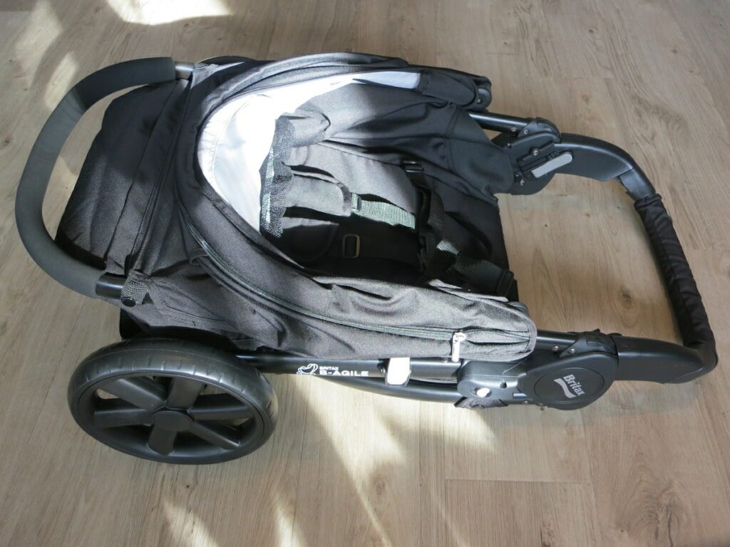 Kinderwagen Britax B-Agile 4 im Test 7 Britax B-Agile 4 zusammengeklappt