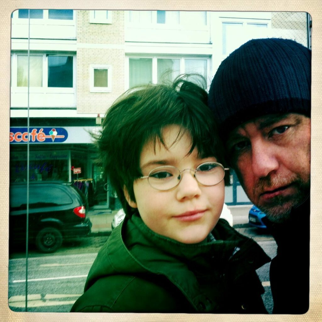 10 Fragen an Daddy: Stefan Alt 6 Stefan Alt mit seinem Sohn Julius