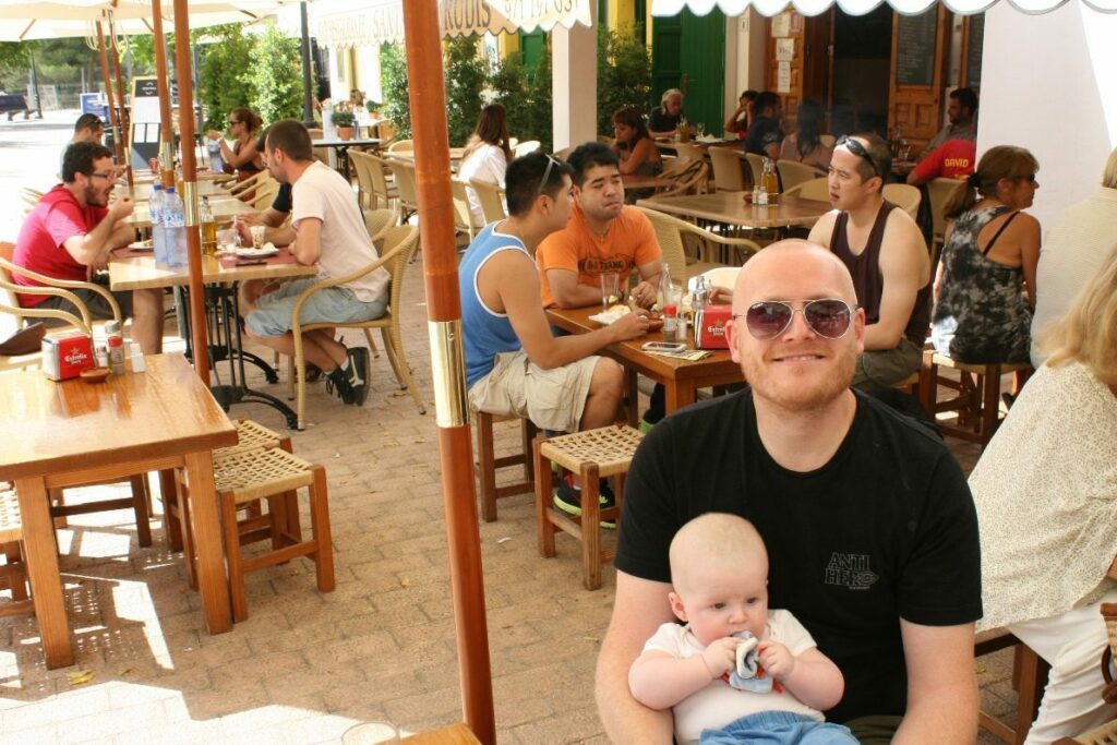 Das Paloma Café auf Ibiza
