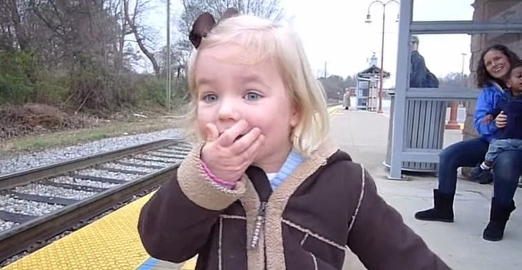 Eine Zugfahrt zum dritten Geburtstag 43 Madeline + Train Sheer Delight YouTube