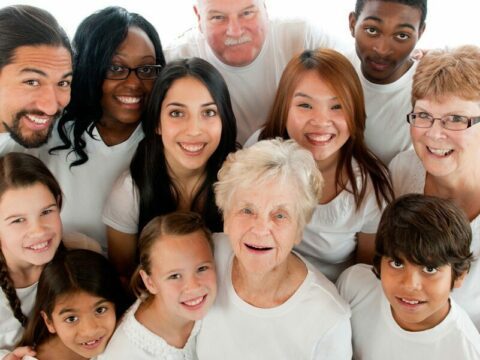 Multikulturelle Familie e1676908814156