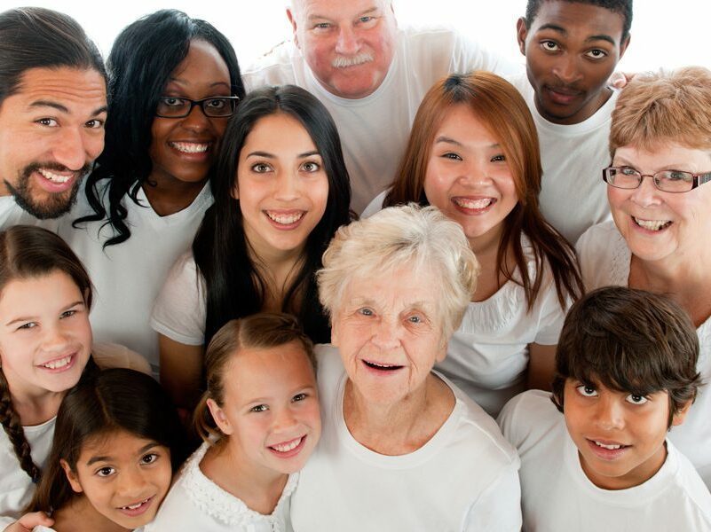 Multikulturelle Familie e1676908814156