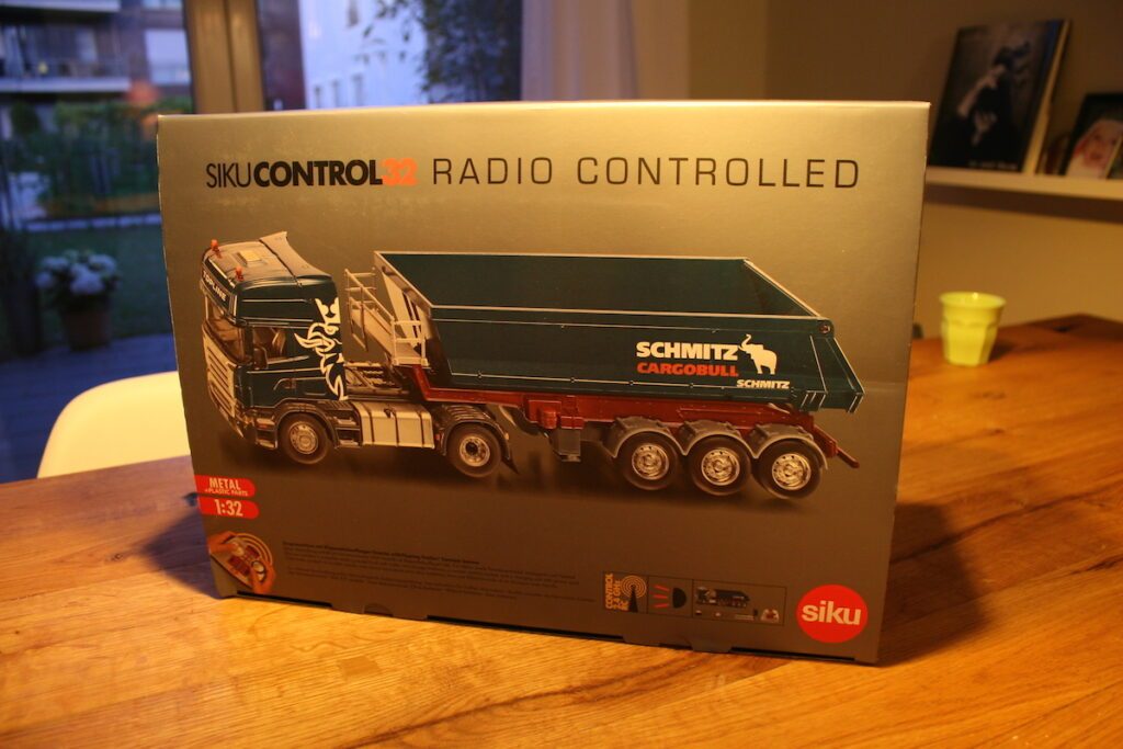 SIKU Scania Truck Control32 1