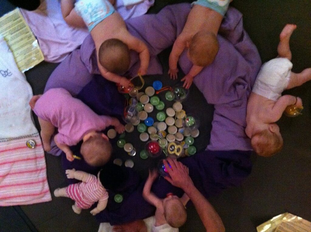 Selbstversuch in der Krabbelgruppe "Spielzeit" 2 Gastautor Carsten besucht die Krabbelgruppe auf seinem Kiez