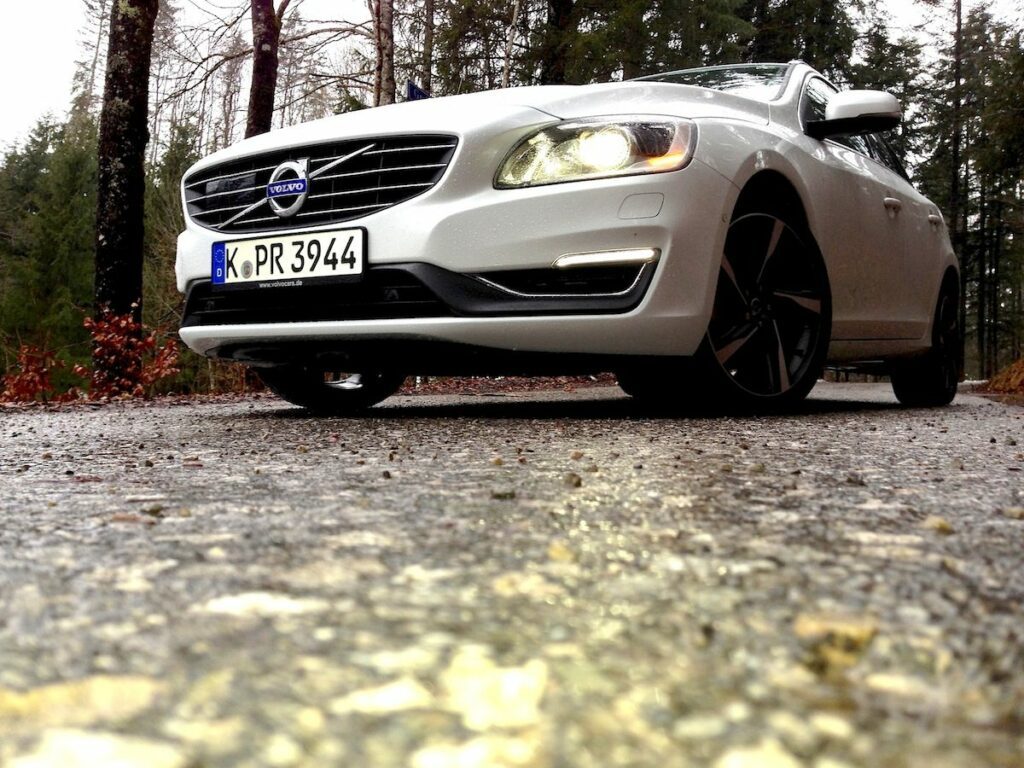 Volvo V60 D4 (2014) im Familiencheck - Alter Schwede! 8 Volvo V60 D4 (2014) Front
