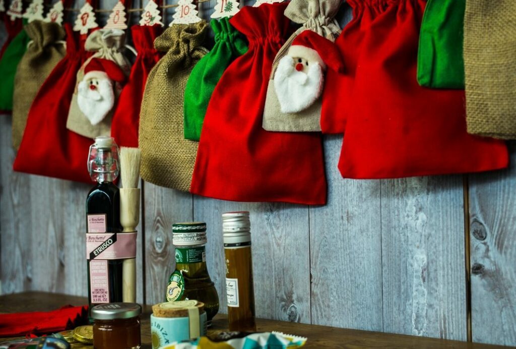 Der Adventskalender ist beliebt bei Kindern und Erwachsenen