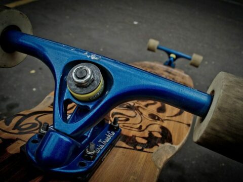 longboard 1873981 1280 e1676642283458